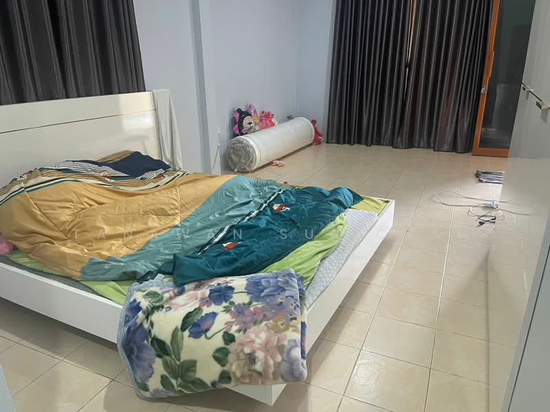 Royal Park Village, Chon Buri (Pattaya), Nong Pru, Bang Lamung (Pattaya), Chon Buri (Pattaya), 3 Bedrooms, 204 sqm, Single Detached House For Sale, by Tanawan Surichai, 500270419 - DDproperty.com