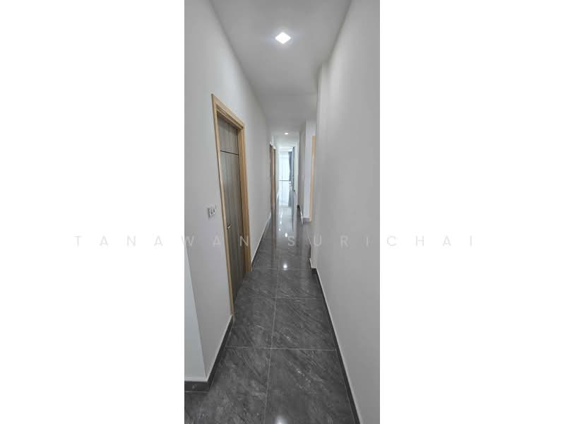 5-BR Villa, Chon Buri (Pattaya), Nong Pru, Bang Lamung (Pattaya), Chon Buri (Pattaya), 5 Bedrooms, 377 sqm, Villa For Sale, by Tanawan Surichai, 500270435 - DDproperty.com