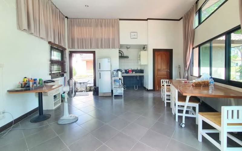 ขาย - บ้าน 2-ห้องนอน, ชลบุรี