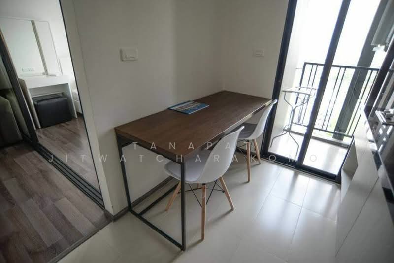 The Base Park East Sukhumvit 77, Bangkok, 99 Soi Pridi Banomyong 2, Phra Kanong Nua, Watthana, Bangkok, 1 Bedroom, 26 sqm, Condo For Rent, by Tanapat Jitwatcharakomol, 500270527 - DDproperty.com