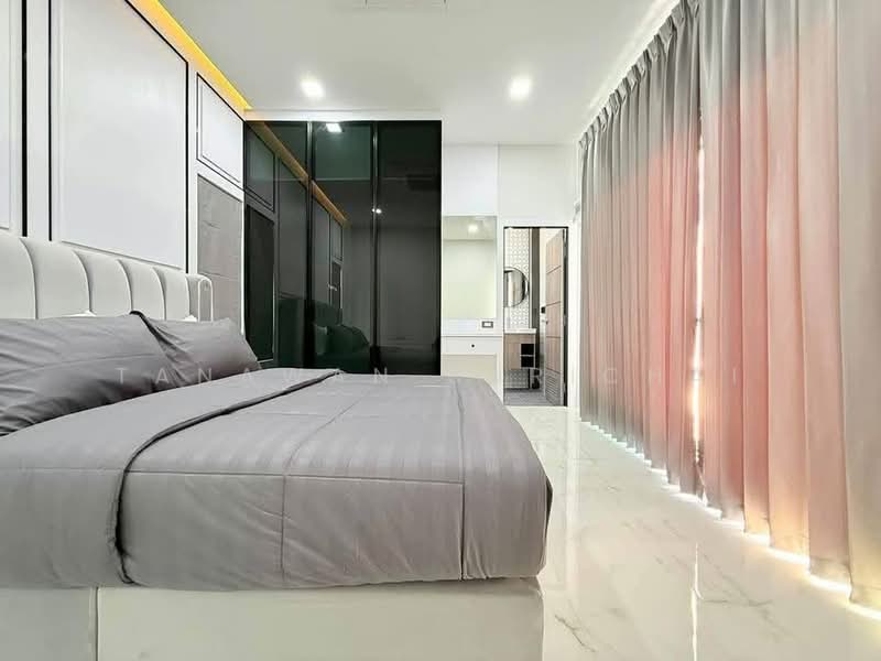 4-BR House, Chon Buri (Pattaya), Nong Pru, Bang Lamung (Pattaya), Chon Buri (Pattaya), 4 Bedrooms, 382 sqm, Single Detached House For Sale, by Tanawan Surichai, 500270536 - DDproperty.com