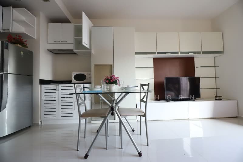 Noble Reveal, Bangkok, 36 Soi Sukhumvit 63, Ekamai Road, Phra Kanong Nua, Watthana, Bangkok, 2 Bedrooms, 71 sqm, Condo For Rent, by Vichai  Annavakulthorn, 500270557 - DDproperty.com