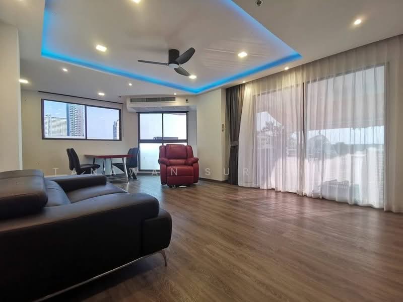 Jomtien Beach Paradise Condo : โรงแรมจอมเทียนบีชพาราไดซ์, ชลบุรี, 219 ถ.เลียบชายหาด, นาเกลือ, บางละมุง, ชลบุรี, 341 ตร.ม., คอนโด ขาย, โดย Tanawan Surichai, 500270561 - DDproperty.com