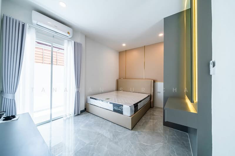 บ้าน 5-ห้องนอน, ชลบุรี, หนองปรือ, บางละมุง, ชลบุรี, 250 ตร.ม., บ้านเดี่ยว ขาย, โดย Tanawan Surichai, 500270587 - DDproperty.com