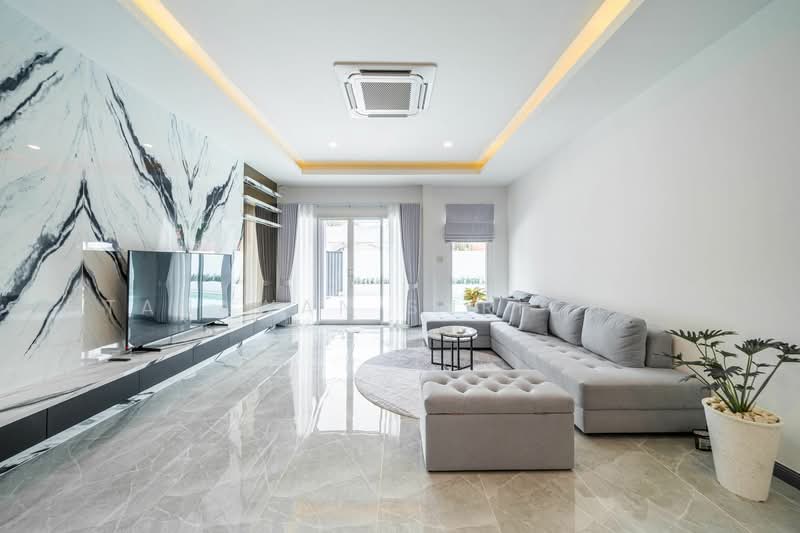 5-BR House, Chon Buri (Pattaya), Nong Pru, Bang Lamung (Pattaya), Chon Buri (Pattaya), 5 Bedrooms, 250 sqm, Single Detached House For Sale, by Tanawan Surichai, 500270587 - DDproperty.com