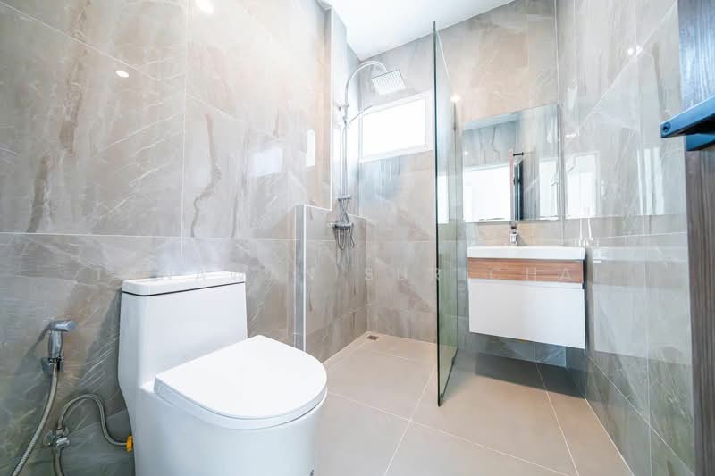 5-BR House, Chon Buri (Pattaya), Nong Pru, Bang Lamung (Pattaya), Chon Buri (Pattaya), 5 Bedrooms, 250 sqm, Single Detached House For Sale, by Tanawan Surichai, 500270587 - DDproperty.com