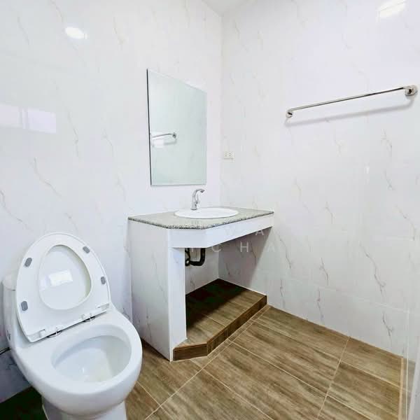 3-BR House, Chon Buri (Pattaya), Nong Pru, Bang Lamung (Pattaya), Chon Buri (Pattaya), 3 Bedrooms, 280 sqm, Single Detached House For Sale, by Tanawan Surichai, 500270599 - DDproperty.com