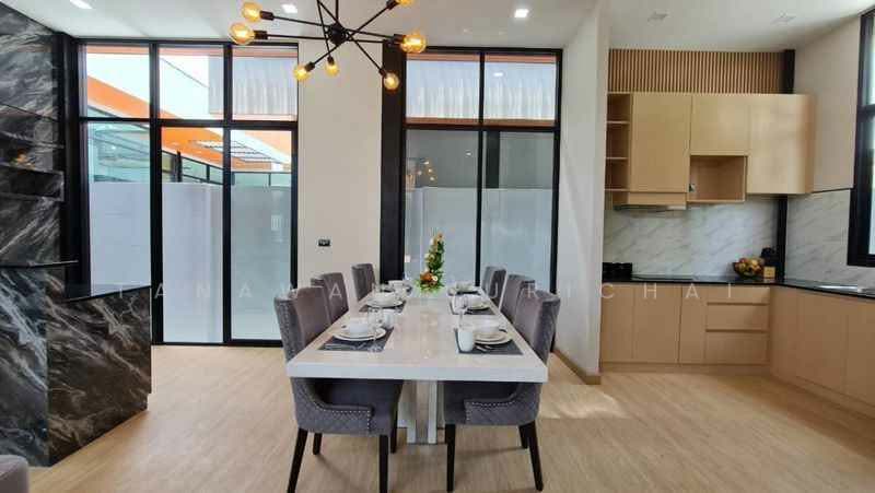 บ้าน 4-ห้องนอน, ชลบุรี, นาเกลือ, บางละมุง, ชลบุรี, 321 ตร.ม., บ้านเดี่ยว ขาย, โดย Tanawan Surichai, 500270612 - DDproperty.com