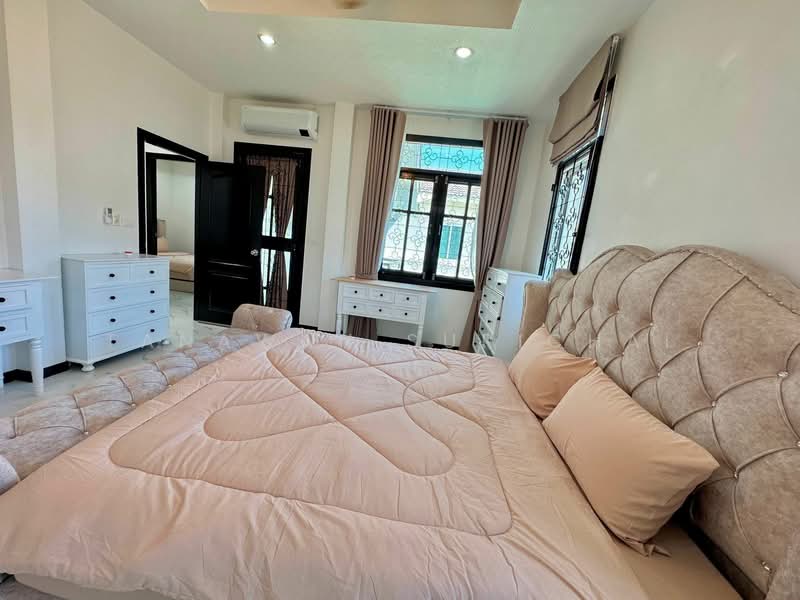 5-BR House, Chon Buri (Pattaya), Nong Pru, Bang Lamung (Pattaya), Chon Buri (Pattaya), 5 Bedrooms, 180 sqm, Single Detached House For Sale, by Tanawan Surichai, 500270659 - DDproperty.com