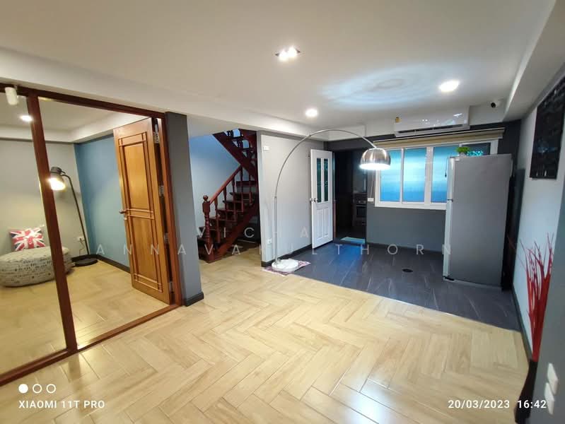 3-BR Townhouse, Bangkok, Phra Kanong, Khlong Toei, Bangkok, 3 Bedrooms, 170 sqm, Townhouse For Rent, by Vichai  Annavakulthorn, 500270695 - DDproperty.com