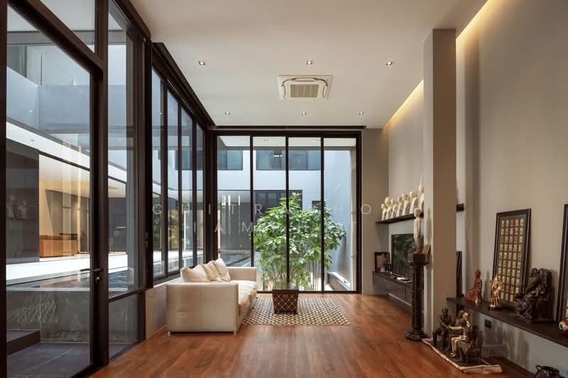 บ้านหรูระดับรางวัล พร้อมสระว่ายน้ำใจกลางเมือง 10 นาทีถึงทองหล่อ, กรุงเทพ, พระยาประเสริฐ, วังทองหลาง, วังทองหลาง, กรุงเทพ, 1,100 ตร.ม., บ้านเดี่ยว ขาย, โดย Chitraphon Iamphet, 500270700 - DDproperty.com