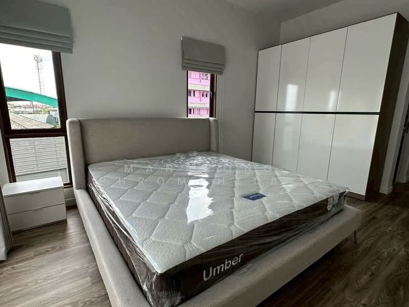 Burasiri Krungthep Kreetha, Bangkok, 95 Soi Pracha Ruam Chai, Hua Mak, Bang Kapi, Bangkok, 4 Bedrooms, 238 sqm, Single Detached House For Rent, by Manapong Phromphitak, 500270727 - DDproperty.com