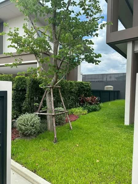 Burasiri Krungthep Kreetha, Bangkok, 95 Soi Pracha Ruam Chai, Hua Mak, Bang Kapi, Bangkok, 4 Bedrooms, 238 sqm, Single Detached House For Rent, by Manapong Phromphitak, 500270727 - DDproperty.com