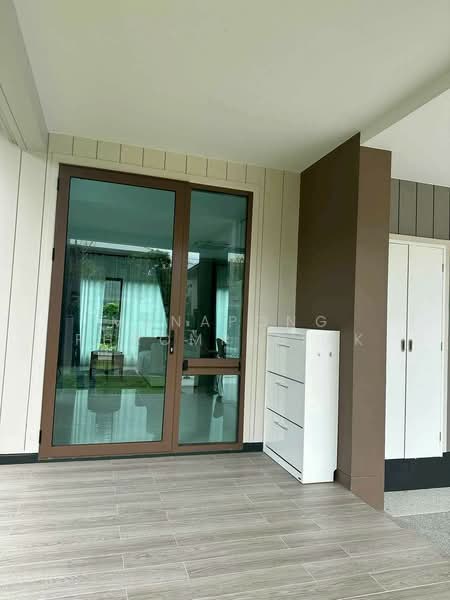 Burasiri Krungthep Kreetha, Bangkok, 95 Soi Pracha Ruam Chai, Hua Mak, Bang Kapi, Bangkok, 4 Bedrooms, 238 sqm, Single Detached House For Rent, by Manapong Phromphitak, 500270727 - DDproperty.com