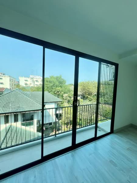 The Author - Ratchada 32, Bangkok, Soi Ratchadaphisek 36, Chan Kasem, Chatuchak, Bangkok, 3 Bedrooms, 227 sqm, Single Detached House For Rent, by Thiti Boonchurn, 500270729 - DDproperty.com