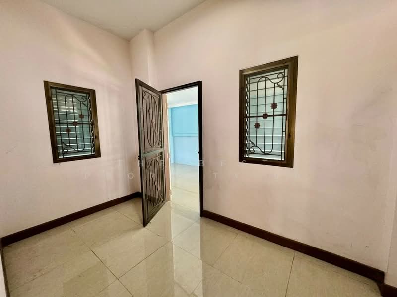 นครในฝัน เฟส 2 ชลบุรี, Chon Buri (Pattaya), Surasak, Si Racha, Chon Buri (Pattaya), 2 Bedrooms, 150 sqm, Townhouse For Sale, by The Best Property นก, 500270741 - DDproperty.com