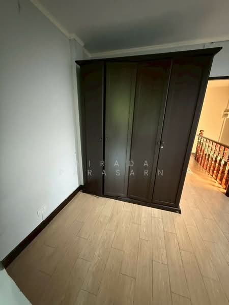 แกรนด์วิลเลจ ลาดพร้าว 80/3, Bangkok, Wang Thonglang, Wang Thonglang, Bangkok, 2 Bedrooms, 120 sqm, Single Detached House For Rent, by Airada Parasarn, 500270787 - DDproperty.com