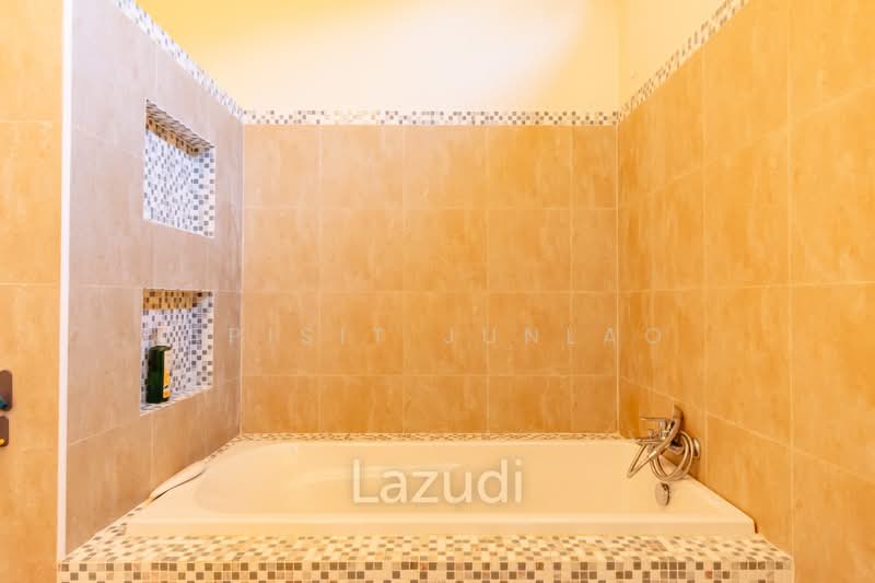 Palm Hills Golf Club and Residence : ปาล์ม ฮิลส์ กอล์ฟ คลับ แอนด์ เรสซิเดนซ์, เพชรบุรี, 1444 Phet Kasem Rd, ชะอำ, ชะอำ, เพชรบุรี, 220 ตร.ม., วิลล่า ขาย, โดย Apisit Junlao, 500270802 - DDproperty.com