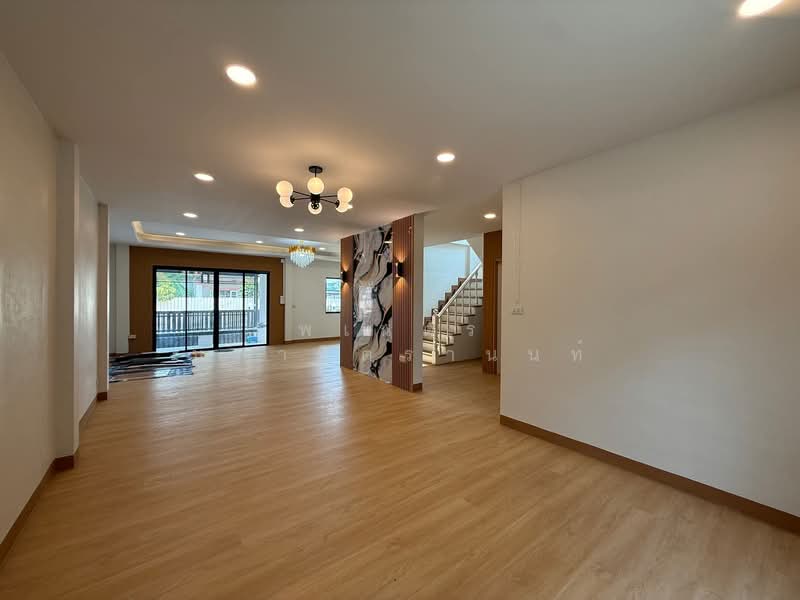 Kanda Classic Ville Phetkasem 81 : กานดา คลาสสิค วิลล์ เพชรเกษม 81, กรุงเทพ, ซอยเพชรเกษม 81, หนองแขม, หนองแขม, กรุงเทพ, 200 ตร.ม., บ้านเดี่ยว ขาย, โดย พเนตร มหามิตรานนท์, 500270820 - DDproperty.com