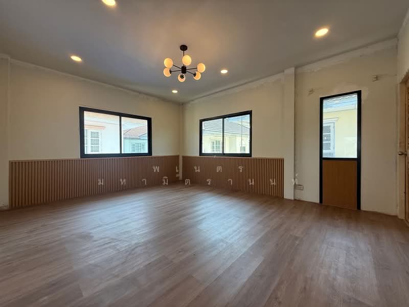 Kanda Classic Ville Phetkasem 81, Bangkok, Soi Phetkasem 81, Nong Kham, Nong Khaem, Bangkok, 4 Bedrooms, 200 sqm, Single Detached House For Sale, by พเนตร มหามิตรานนท์, 500270820 - DDproperty.com