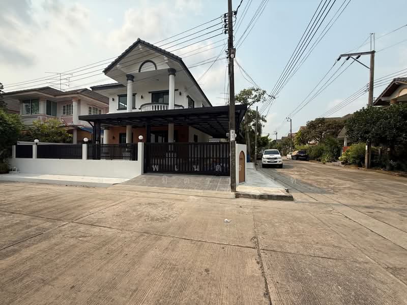 Kanda Classic Ville Phetkasem 81 : กานดา คลาสสิค วิลล์ เพชรเกษม 81, กรุงเทพ, ซอยเพชรเกษม 81, หนองแขม, หนองแขม, กรุงเทพ, 200 ตร.ม., บ้านเดี่ยว ขาย, โดย พเนตร มหามิตรานนท์, 500270820 - DDproperty.com