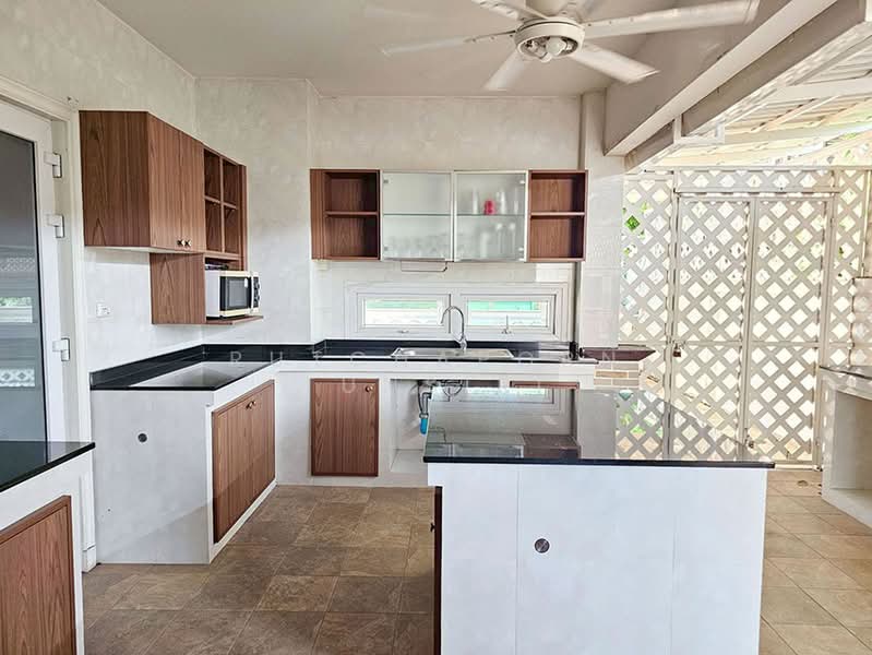 บ้านให้เช่า – ใกล้บิ๊กซีแม่เหียะ เพียง 10 นาที ค่าเช่า 50,000 บาท / เดือน รหัสทรัพย์ : No.9H1041, เชียงใหม่, สันผักหวาน, หางดง, เชียงใหม่, 210 ตร.ม., บ้านเดี่ยว ให้เช่า, โดย Rutchaporn Tunsiri, 500270887 - DDproperty.com