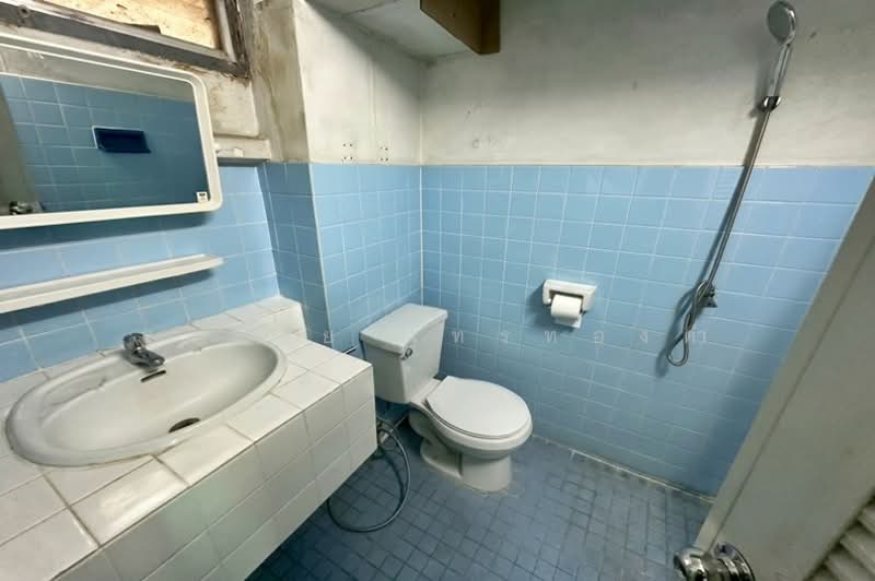 หมู่บ้านมิตรภาพ 1 อ่อนนุช 46 แยก 9, Bangkok, Bang Chak, Phra Khanong, Bangkok, 3 Bedrooms, 240 sqm, Single Detached House For Sale, by สง่าชัย ไทรทองคำ, 500270900 - DDproperty.com