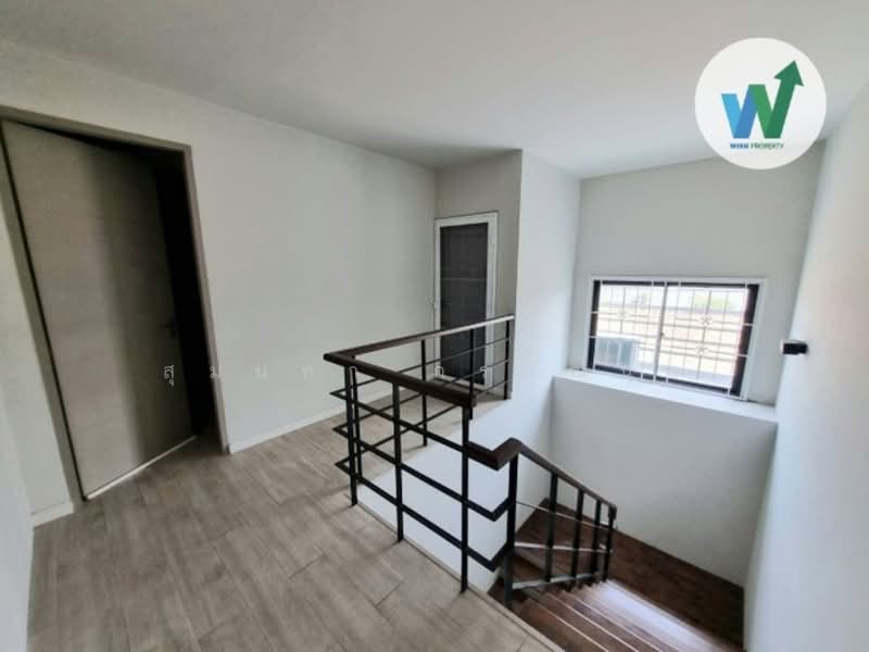 Wayra Biznet Romklao-Suvarnabhumi, Bangkok, 18-1 Romklao Road, Khlong Sam Prawet, Lat Krabang, Bangkok, 3 Bedrooms, 215 sqm, Townhouse For Sale, by สุมนทา กรรณนุช, 500270934 - DDproperty.com