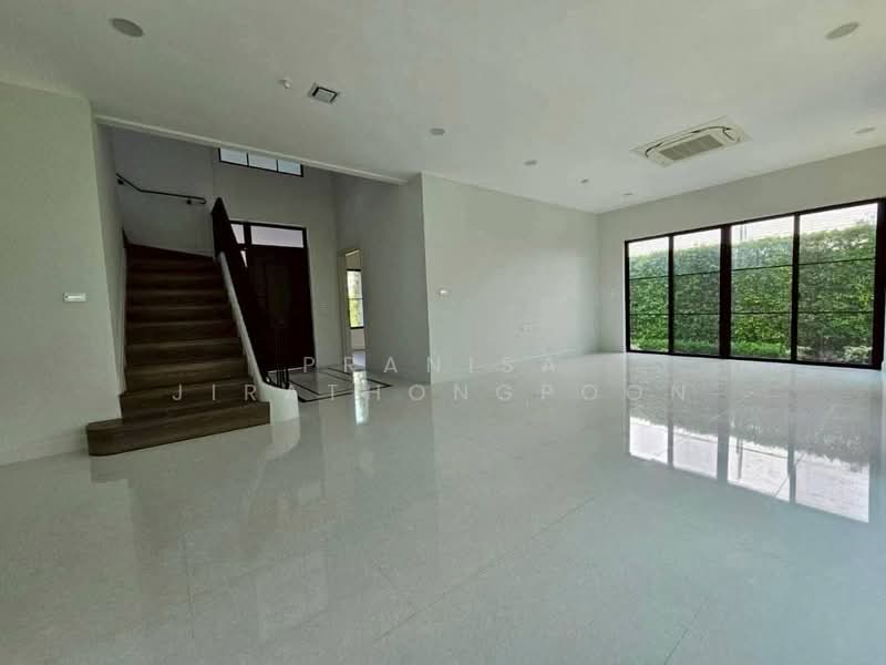 Nantawan Pinklao-Kanchana, Bangkok, 99 Asawaphichet Road, Bang Ra Mat, Taling Chan, Bangkok, 4 Bedrooms, 304 sqm, Single Detached House For Rent, by Pranisa Jirathongpoon, 500270941 - DDproperty.com