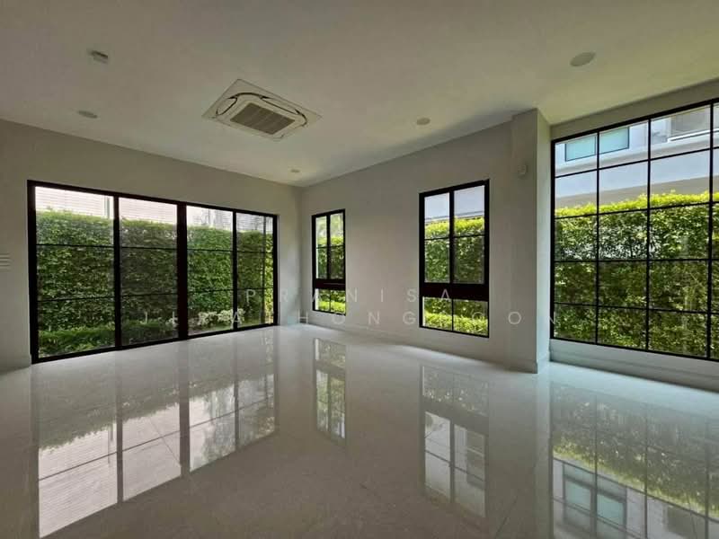 Nantawan Pinklao-Kanchana, Bangkok, 99 Asawaphichet Road, Bang Ra Mat, Taling Chan, Bangkok, 4 Bedrooms, 304 sqm, Single Detached House For Rent, by Pranisa Jirathongpoon, 500270941 - DDproperty.com