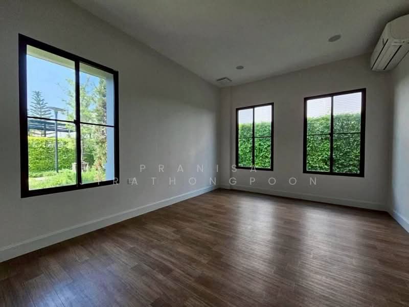 Nantawan Pinklao-Kanchana, Bangkok, 99 Asawaphichet Road, Bang Ra Mat, Taling Chan, Bangkok, 4 Bedrooms, 304 sqm, Single Detached House For Rent, by Pranisa Jirathongpoon, 500270941 - DDproperty.com