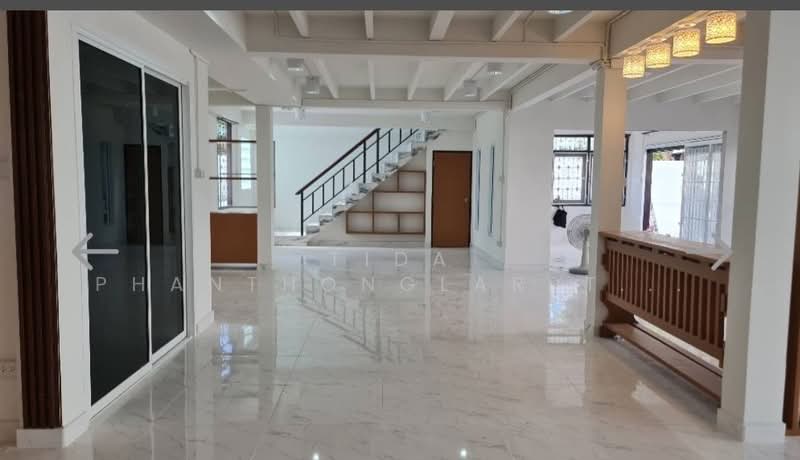 Home office rental, 2-storey detached house, Chokchai 4 near MRT Ladprao, Bangkok, Lat Phrao, Lat Phrao, Bangkok, , 400 sqm, Office Space For Rent, by Tida phanthonglarptawee, 500270956 - DDproperty.com