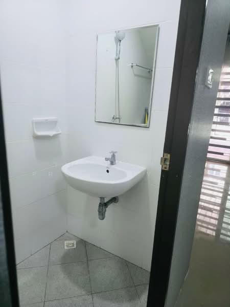 โกลเด้น ทาวน์ แหลมฉบัง-ศรีสุวิช, Chon Buri (Pattaya), Bang Lamung, Bang Lamung (Pattaya), Chon Buri (Pattaya), 2 Bedrooms, 42 sqm, Townhouse For Sale, by The Best Property เฟียต, 500270972 - DDproperty.com