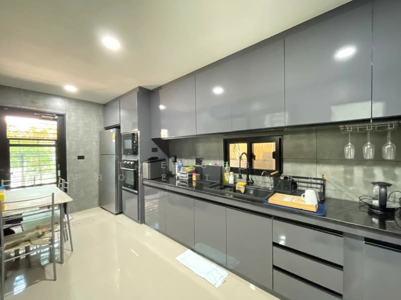 Pruksa126 Thepharak-kingkaew, Samut Prakan, Soi Khlong Arsia Khlong Kanya, Bangphli Yai, Bang Plee, Samut Prakan, 3 Bedrooms, 100 sqm, Townhouse For Sale, by The Best Property แนน, 500270976 - DDproperty.com