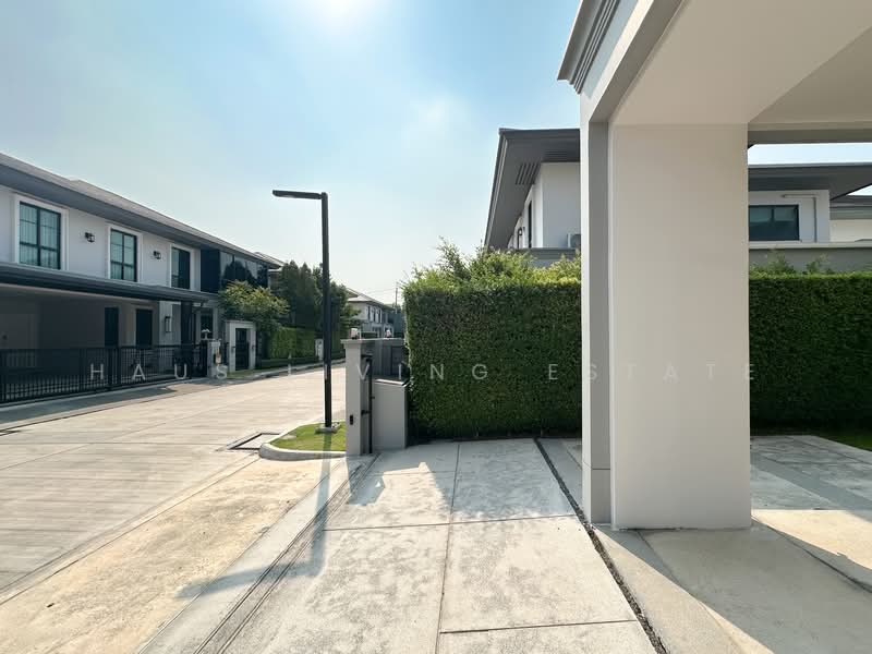 Setthasiri Chaengwattana-Prachachuen 2, Nonthaburi, Liab Khlong Phapa Road, Ban Mai, Pak Kret, Nonthaburi, 4 Bedrooms, 263 sqm, Single Detached House For Sale, by Haus Living Estate, 500271025 - DDproperty.com