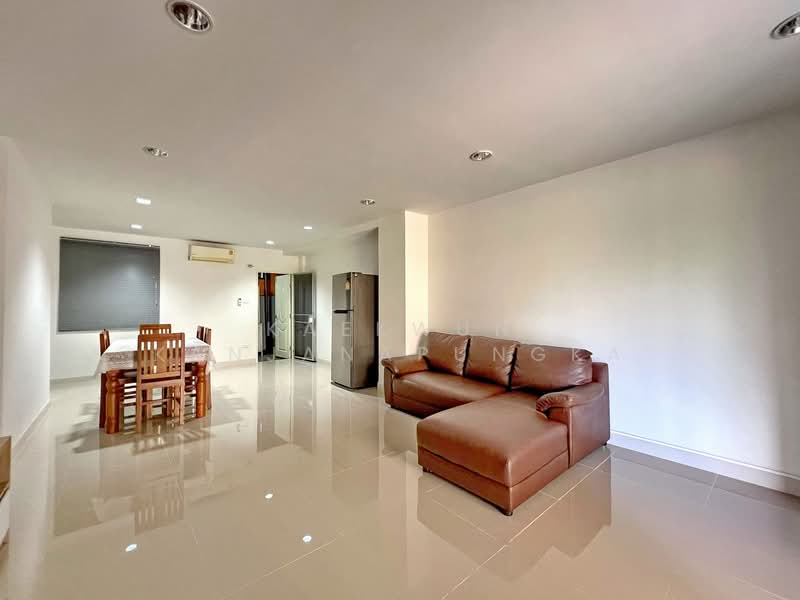 3-Bedroom House for Rent in San Khong Luang, Rob Wiang, Chiang Rai – Only 5 Minutes to City Center (, Chiang Rai, Rob Wieng, Muang Chiang Rai, Chiang Rai, 3 Bedrooms, 120 sqm, Townhouse For Rent, by Kaekwun Kanjanapungka, 500271027 - DDproperty.com