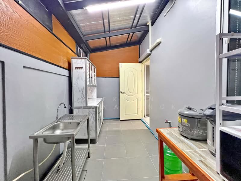 3-Bedroom House for Rent in San Khong Luang, Rob Wiang, Chiang Rai – Only 5 Minutes to City Center (, Chiang Rai, Rob Wieng, Muang Chiang Rai, Chiang Rai, 3 Bedrooms, 120 sqm, Townhouse For Rent, by Kaekwun Kanjanapungka, 500271027 - DDproperty.com