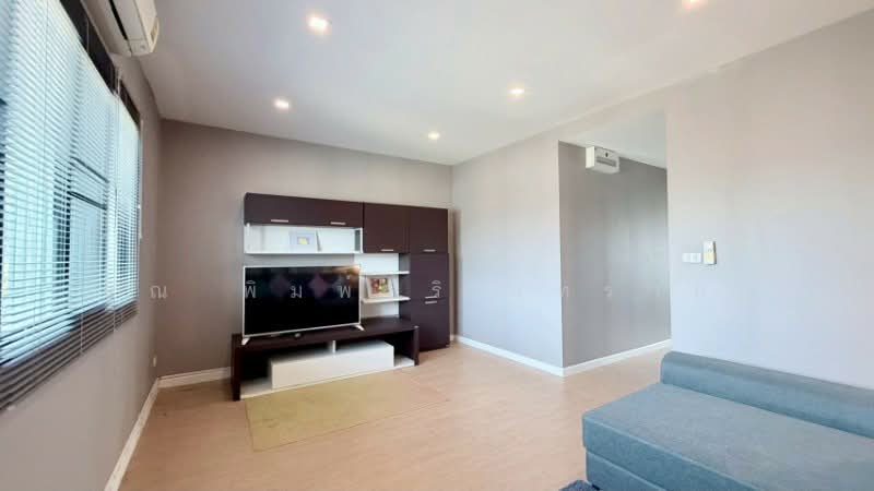 ทาวน์โฮม 3 ชั้น หมู่บ้าน พาทิโอ้ งามวงศ์วาน 47, Bangkok, งามวงศ์วาน, Thung Song Hong, Lak Si, Bangkok, 3 Bedrooms, 175 sqm, Townhouse For Sale, by คุณ พิมพ์สิริ (ทราย), 500271040 - DDproperty.com