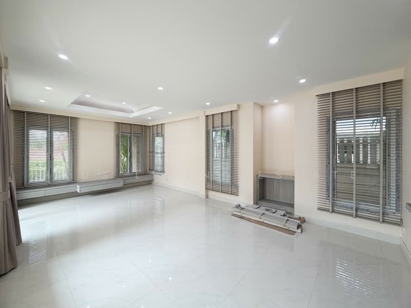 Noble Wana Pinklao, Bangkok, บรมราชชนนี, Sala Thammasop, Thawi Watthana, Bangkok, 3 Bedrooms, 170 sqm, Single Detached House For Sale, by Haus Living Estate, 500271043 - DDproperty.com