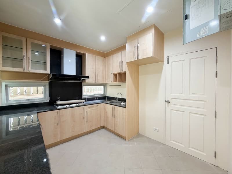 Noble Wana Pinklao, Bangkok, บรมราชชนนี, Sala Thammasop, Thawi Watthana, Bangkok, 3 Bedrooms, 170 sqm, Single Detached House For Sale, by Haus Living Estate, 500271043 - DDproperty.com