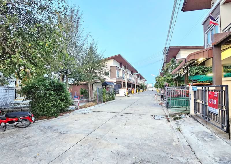 แสนมณี 9, ชลบุรี, บ้านเก่า, พานทอง, ชลบุรี, 132 ตร.ม., ทาวน์เฮ้าส์ ขาย, โดย The Best Property ปู, 500271060 - DDproperty.com