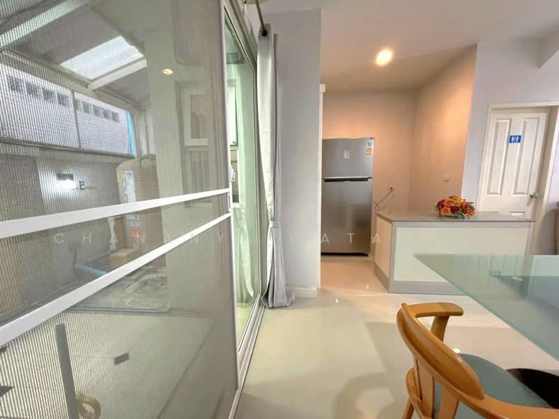 ให้เช่า - Baan Klang Krung Sathorn - North South Road : บ้านกลางกรุง สาทร-ถนนเหนือใต้, กรุงเทพ