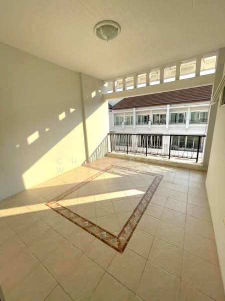 Baan Klang Krung Sathorn - North South Road, Bangkok, Bang Klo, Bang Kho Laem, Bangkok, 3 Bedrooms, 200 sqm, Townhouse For Rent, by Chananya Watanapa, 500271066 - DDproperty.com