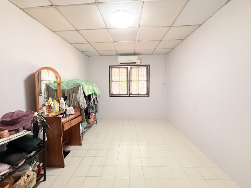 ทาวน์เฮ้าส์ศรีราชา ชลบุรี, Chon Buri (Pattaya), Nong - Kham, Si Racha, Chon Buri (Pattaya), 2 Bedrooms, 100 sqm, Townhouse For Sale, by The Best Property ตั๊กกี้, 500271074 - DDproperty.com