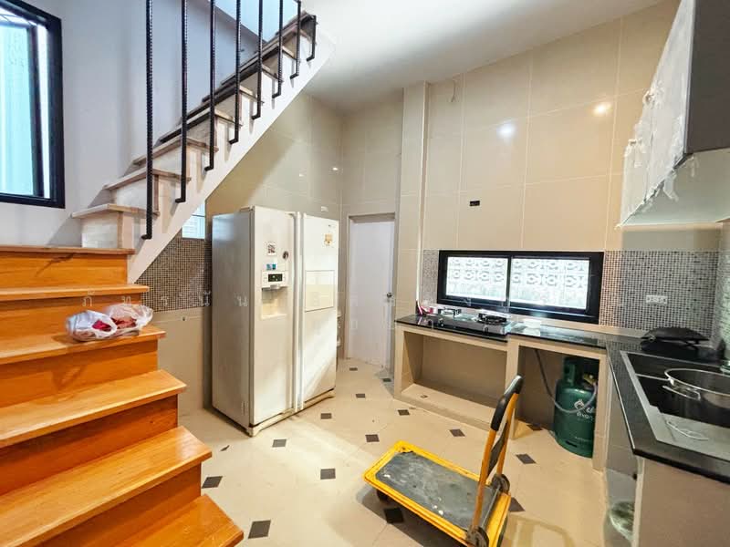 สำนักงาน โกดัง พร้อมที่พักอาศัย ซอยเปาอินทร์ 14 ต.คลองพระอุดม อ.ลาดหลุมแก้ว จ.ปทุมธานี, ปทุมธานี, คลองพระอุดม, ลาดหลุมแก้ว, ปทุมธานี, 1,200 ตร.ม., สำนักงาน ขาย, โดย ภัทรนัน อิศรางกูร ณ อยุธยา, 500271075 - DDproperty.com