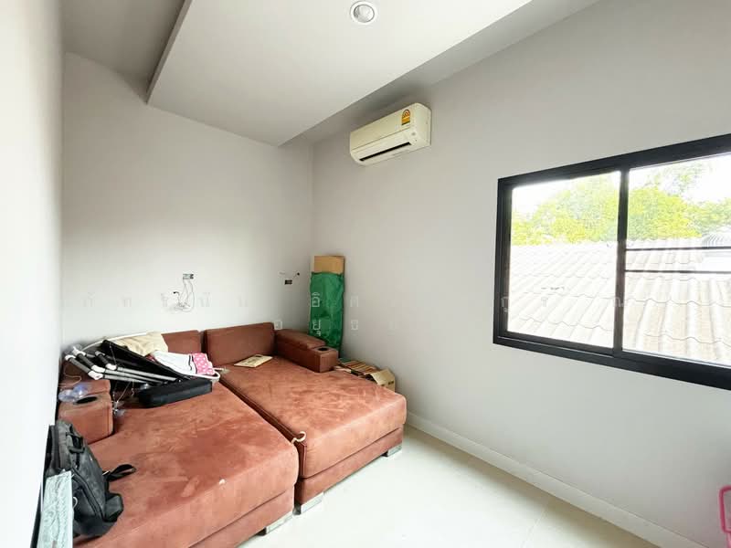 สำนักงาน โกดัง พร้อมที่พักอาศัย ซอยเปาอินทร์ 14 ต.คลองพระอุดม อ.ลาดหลุมแก้ว จ.ปทุมธานี, Pathum Thani, Khlong Phra Udom, Lat Lum Kaeo, Pathum Thani, , 1,200 sqm, Office Space For Sale, by ภัทรนัน อิศรางกูร ณ อยุธยา, 500271075 - DDproperty.com