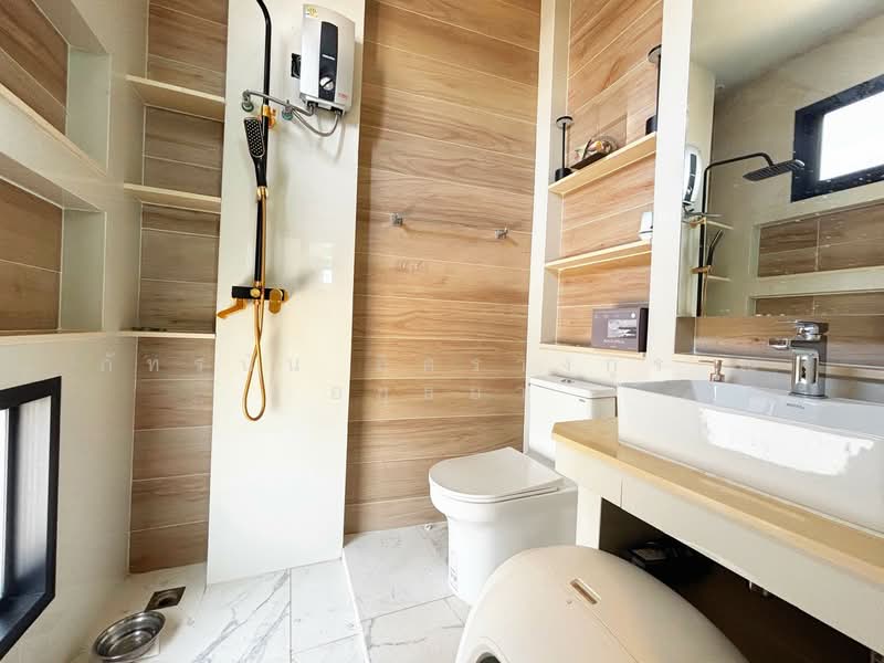 สำนักงาน โกดัง พร้อมที่พักอาศัย ซอยเปาอินทร์ 14 ต.คลองพระอุดม อ.ลาดหลุมแก้ว จ.ปทุมธานี, Pathum Thani, Khlong Phra Udom, Lat Lum Kaeo, Pathum Thani, , 1,200 sqm, Office Space For Sale, by ภัทรนัน อิศรางกูร ณ อยุธยา, 500271075 - DDproperty.com