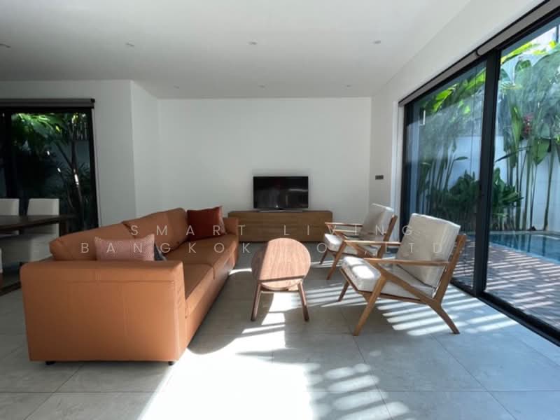 House Sukhumvit, Bangkok, ถนนสุขุมวิท, Khlong Tan Nua, Watthana, Bangkok, 4 Bedrooms, 430 sqm, Single Detached House For Rent, by Smart Living Bangkok Co.,Ltd., 500271081 - DDproperty.com