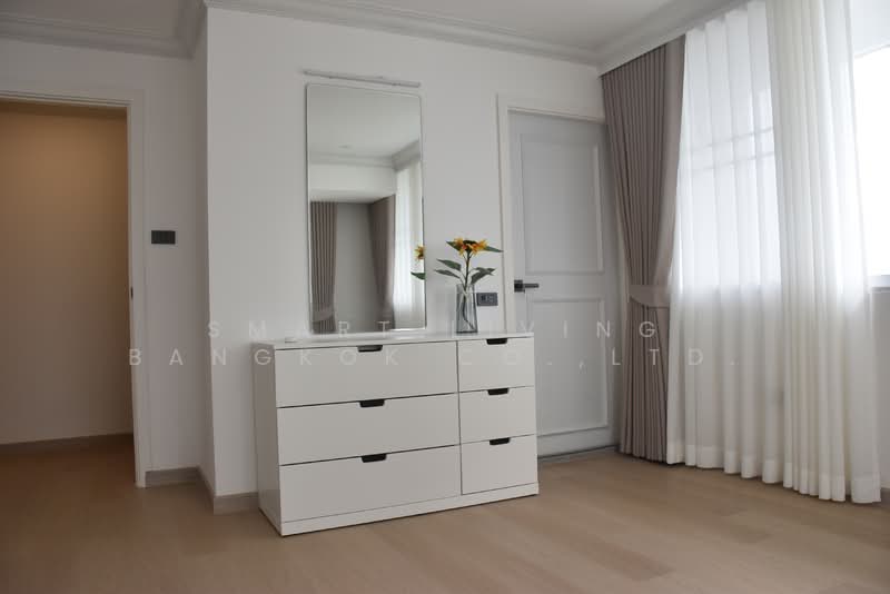 D.S. Tower 1 Sukhumvit 33, Bangkok, Soi Phrom Chit, Khlong Tan Nua, Watthana, Bangkok, 3 Bedrooms, 250 sqm, Condo For Rent, by Smart Living Bangkok Co.,Ltd., 500271094 - DDproperty.com
