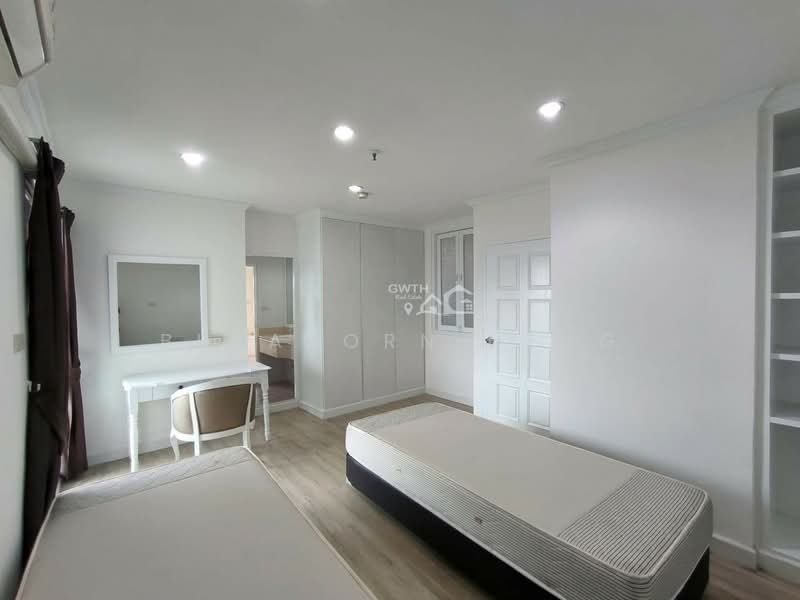 Fifty Fifth Tower, Bangkok, 84 Soi Sukhumvit 55, Sukhumvit Road, Khlong Tan Nua, Watthana, Bangkok, 3 Bedrooms, 223 sqm, Condo For Rent, by Bulakorn Heng, 500271106 - DDproperty.com